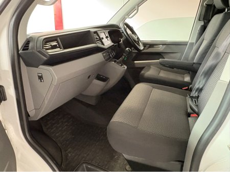 2023 Volkswagen Transporter - thumbnail 23
