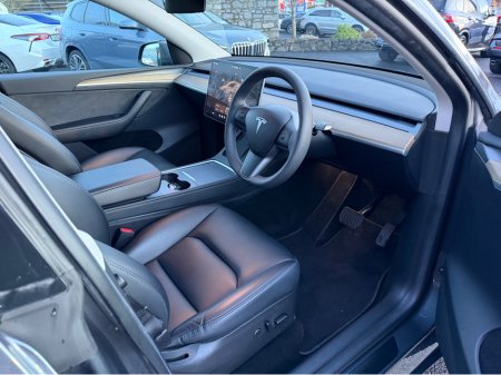 2023 Tesla Model Y - thumbnail 5