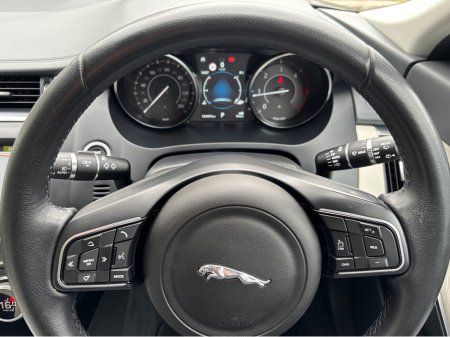 2020 Jaguar E-Pace - thumbnail 13