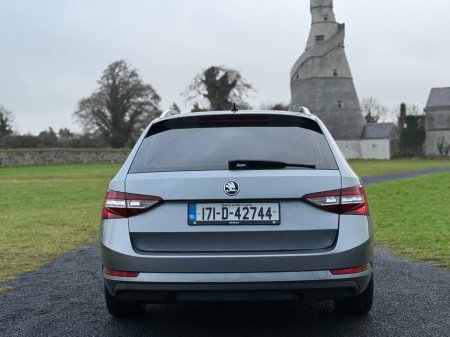 2017 Skoda Superb - thumbnail 6