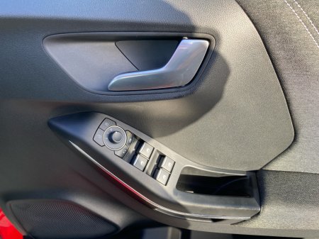 2024 Ford Puma Titanium 1.0 MHEV 125BHP €25,950 thumbnail