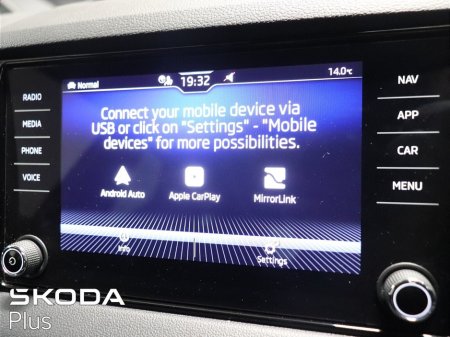 2023 Skoda Karoq 2.0TDI 115HP Sportline €35,950 thumbnail