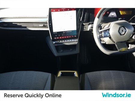 2025 Renault Megane - thumbnail 3