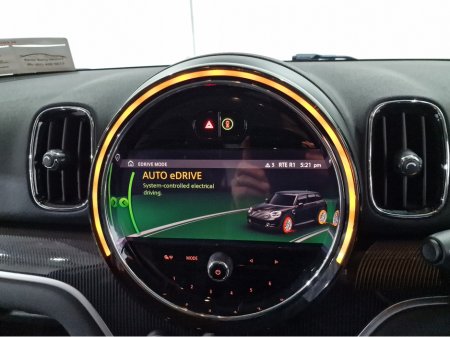 2021 MINI Countryman SE ALL4 EXCLUSIVE (PLUG IN HYBRID) AUTOMATIC **ONE OWNER / HUGE SPEC / APPLE CARPLAY / CRUISE CONTROL / FULL BLACK LEATHER / HEATED FRONT SEATS / REVERSE CAMERA / REAR TINTED GLASS / SAT NAV** €27,900 thumbnail