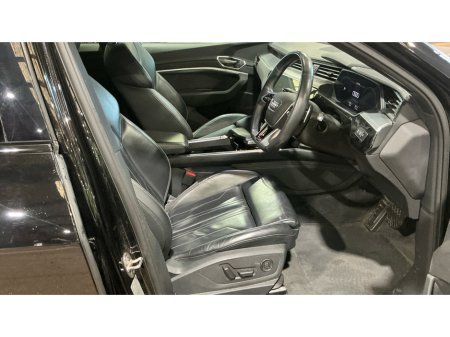 2022 Audi e-tron - thumbnail 2