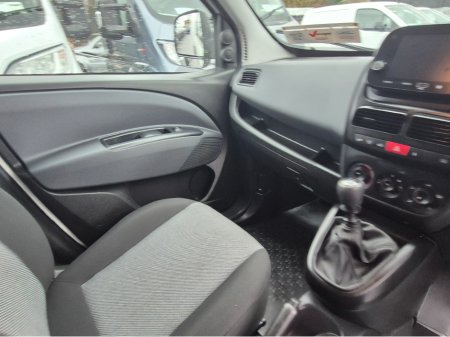 2022 Fiat Doblo - thumbnail 5