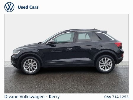 2024 Volkswagen T-Roc LIFE 2.0 TDI M6F 116 BHP €31,950 thumbnail