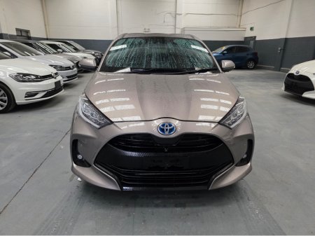 2020 Toyota Yaris 1.5 Hybrid Z €17,950