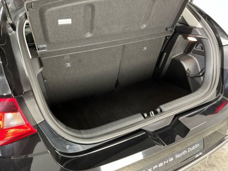 2024 Hyundai i20 Deluxe Plus Auto - Reversing Camera - Air-Conditioning - Cruise Control - Auto Lights/Wipers - Apple CarPlay/Android Auto €24,950 thumbnail