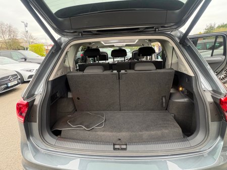 2018 Volkswagen Tiguan - thumbnail 22