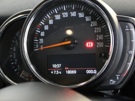 2020 MINI Cooper Classic CLA5 4DR Auto €23,250 thumbnail