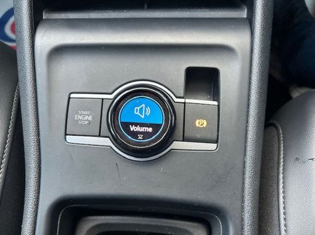 2025 Volkswagen Tiguan - thumbnail 26