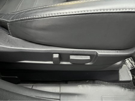 2018 Mitsubishi Outlander - thumbnail 14