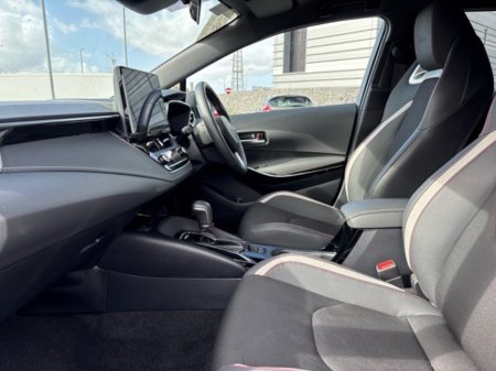 2025 Toyota Corolla - thumbnail 7