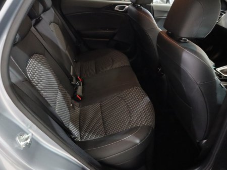 2022 Kia XCeed *43* 3 PHEV S-A €18,995 thumbnail