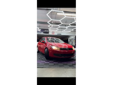 2012 Volkswagen Golf - thumbnail 2