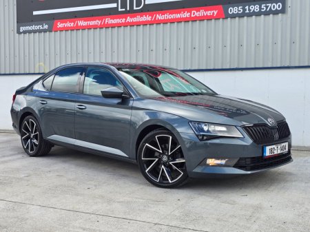 2018 Skoda Superb - view 3