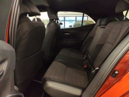 2025 Toyota Corolla H/B LUNA SPORT €35,950 thumbnail