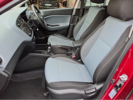 2018 Hyundai i20 - thumbnail 12