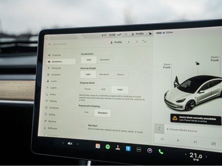 2019 Tesla Model 3 192 Tesla Model 3/New NCT/Irish/1yr warranty €19,888 thumbnail