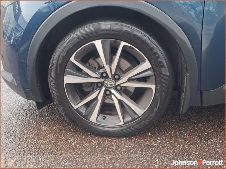 2024 Toyota C-HR 1.8 HYBRID SPORT €35,900 thumbnail