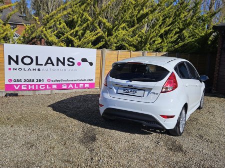 2016 Ford Fiesta - thumbnail 8