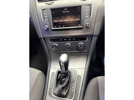 2015 Volkswagen Golf 1.2 TSI DSG 5DR 110HP Lounge €12,999 thumbnail
