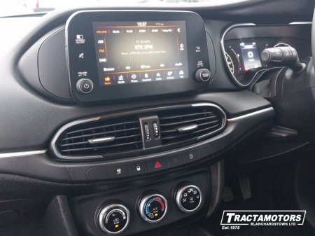 2023 Fiat Tipo - thumbnail 13