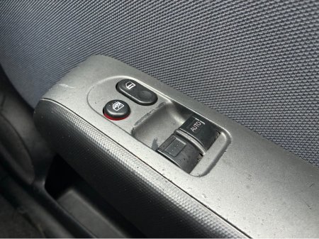 2006 Honda Jazz 1.2 SPORT 5DR S COOL €1,450 thumbnail