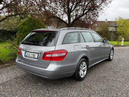 2012 Mercedes-Benz E Class - thumbnail 4