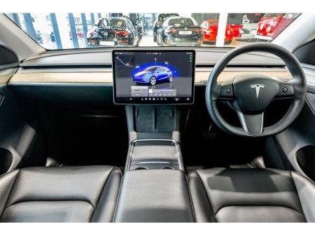 2022 Tesla Model Y E Long Range AWD €29,899 thumbnail