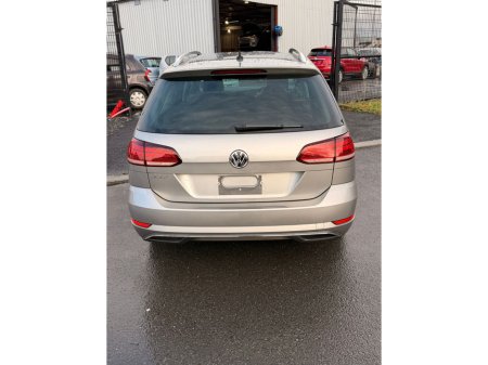 2019 Volkswagen Golf  €17,000 thumbnail