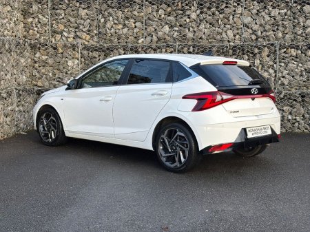 2022 Hyundai i20 PREMIUM MHEV T-GDI €18,956 thumbnail