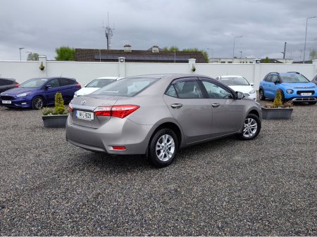 2014 Toyota Corolla - photo 2