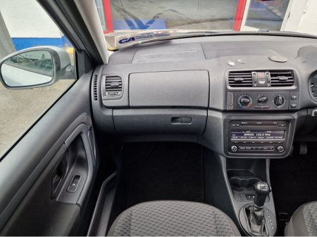 2013 Skoda Fabia 1.2 TSI-DSG AUTOMATIC-NEW NCT-LOEW MILEAGE €5,450 thumbnail