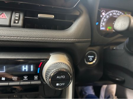 2024 Toyota Rav4 - thumbnail 16