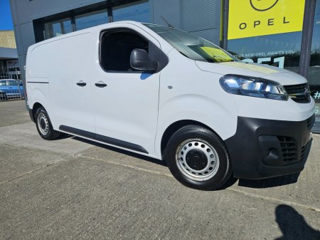 2023 Opel Vivaro  €16,000