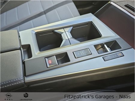 2025 Opel Grandland GS 73 kWh BEV Demo with 3.9% Finance Available & Price Includes €1,000 Scrappage Allowance €38,950 thumbnail