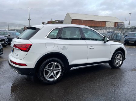 2023 Audi Q5 2.0 TDI 40 Sport SUV 5dr Diesel S Tronic quattro Euro 6 (s/s) (204 ps)