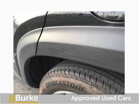 2024 Toyota Yaris - thumbnail 21