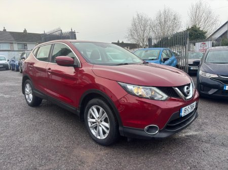 2015 Nissan Qashqai 1.2 PET SV 4DR   LOW  MILEAGE