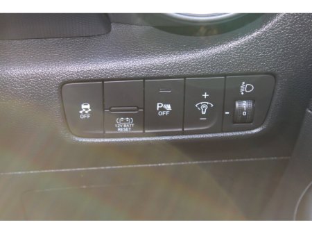 2022 Hyundai Kona 1.6 HYBRID Executive Two Tone Roof Auto €25,500 thumbnail