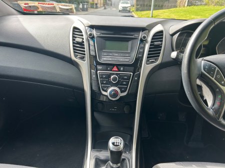 2016 Hyundai i30 - thumbnail 19