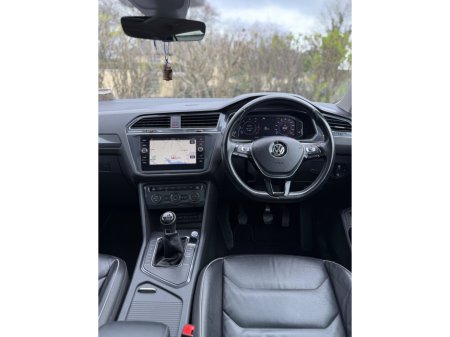 2020 Volkswagen Tiguan - thumbnail 11