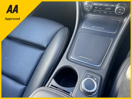 2017 Mercedes-Benz GLA Class 2017 MERCEDES GLA 180 URBAN PETROL AUTO LOW KMS €21,950 thumbnail