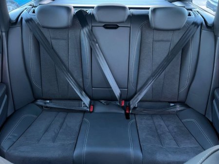 2021 Audi A4 S-LINE AVANT 2.0 TDI // 360 PARKING AID // DIGITAL CLUSTER // 4 HEATED S-LINE SPORT INTERIOR €32,900 thumbnail