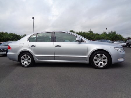 2013 Skoda Superb AMB GL 1.6tdi 105HP 4DR €11,900