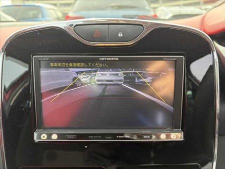 2014 Renault Clio - thumbnail 15