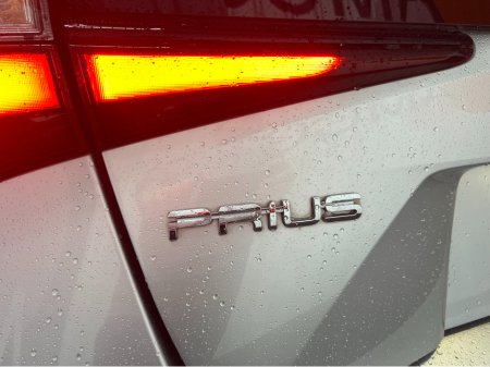 2022 Toyota Prius - thumbnail 7
