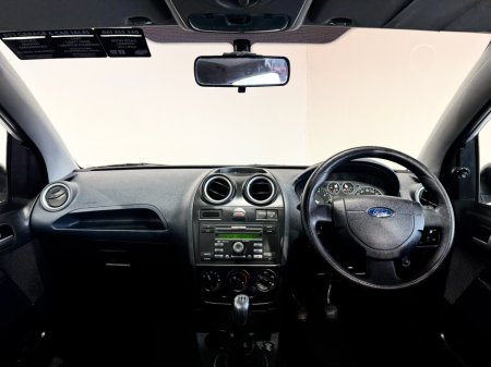 2007 Ford Fiesta - thumbnail 10